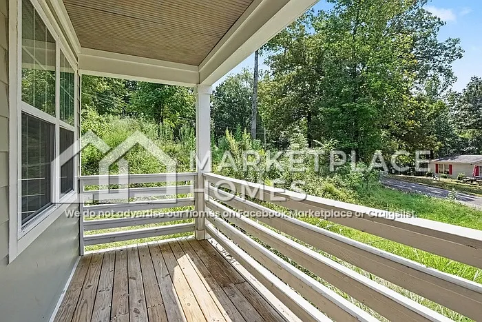 3 bed, 2.5 bath, 1736 sqft, $1,799 — Photo 4