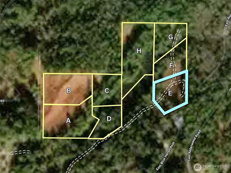 5th image of 75 E Lakewood Drive