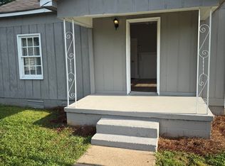 105 Brown St, Lagrange, GA 30241