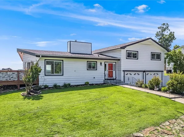 8116 Pine Ln, Rogers, AR 72756