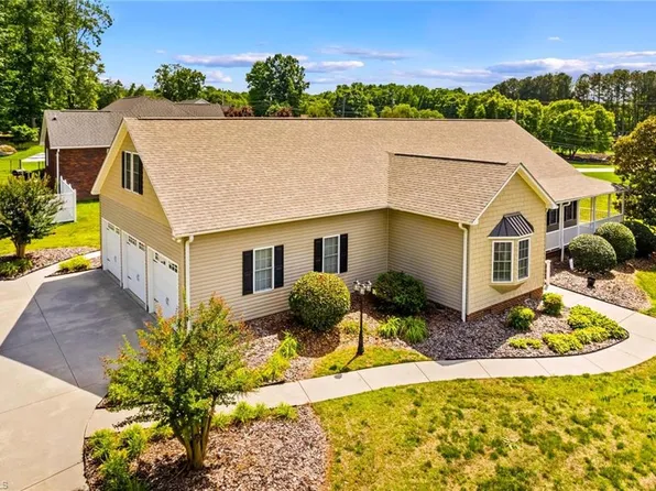 101 Devonshire Ln, Salisbury, NC 28146