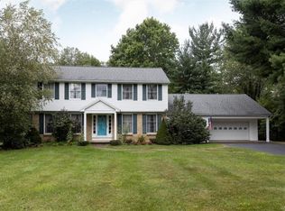 316 Windsor Ln, East aurora, NY 14052