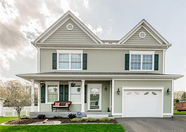 1st image of 6 Harvest Ln