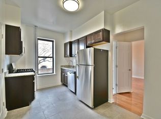 22-73 41st St #6, Astoria, NY 11105
