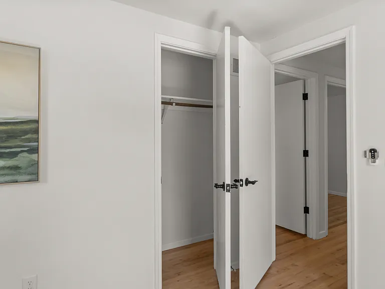 28 Misty Springs Cir — Photo 25