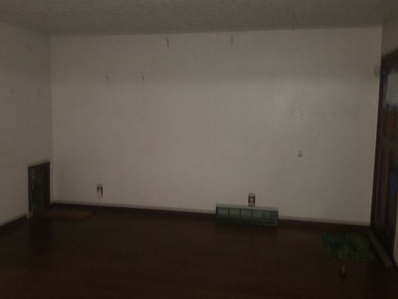 Additional Living Room