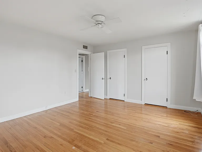 20 Ashland St #3L — Photo 4