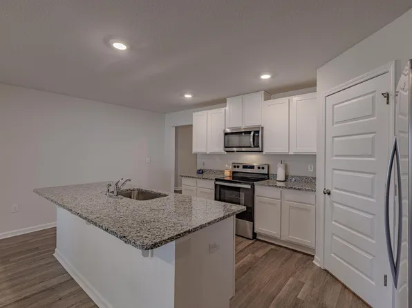 8628 Tarsus Dr, Milton, FL 32583