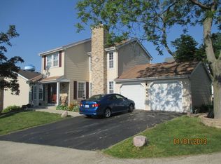 644 Sanders Ct, Gurnee, IL 60031