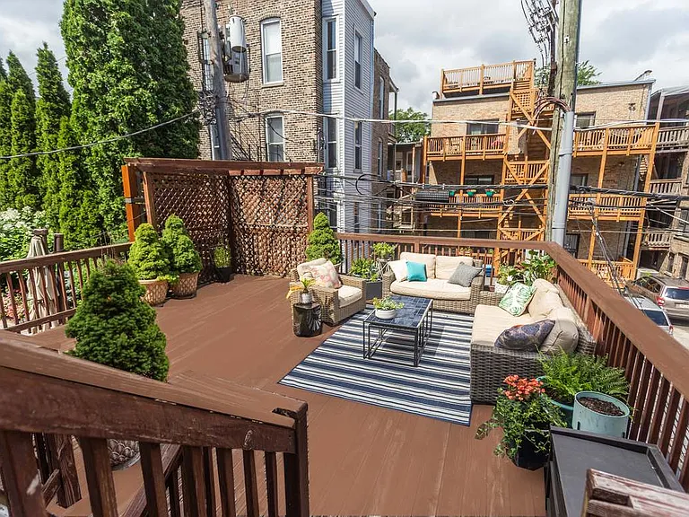 1948 N Hudson Ave #2 — Photo 4