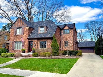 1177 Beechmont St, Dearborn, MI, 48124