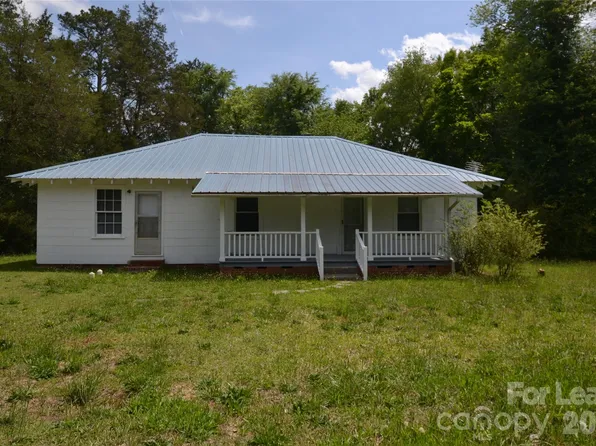 1208 Grace Ave, Lancaster, SC 29720