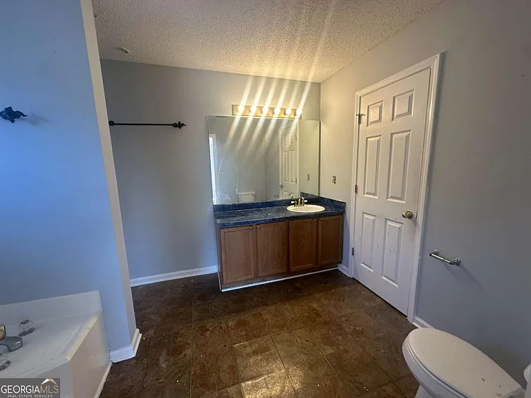 471 Eagles Crossing Cir — Photo 19