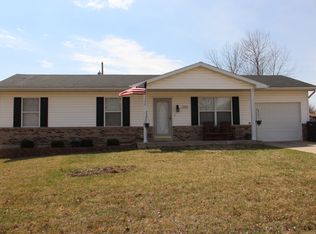 1008 Trojan Dr, Troy, MO 63379