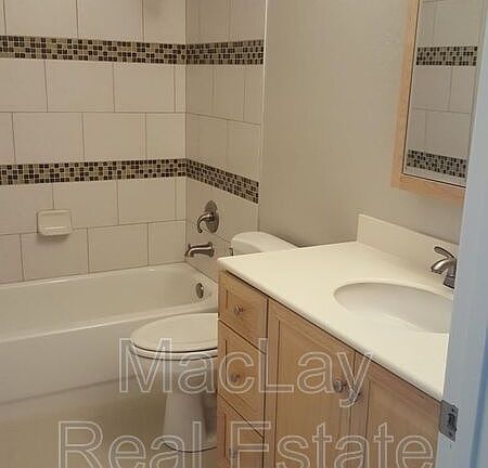 3rd image of 4431 E Anderson Dr