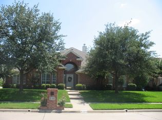 8164 Vine Wood Dr, North Richland Hills, TX 76182