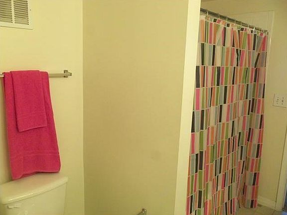 2nd image of 131 SW 117th Ave #8302