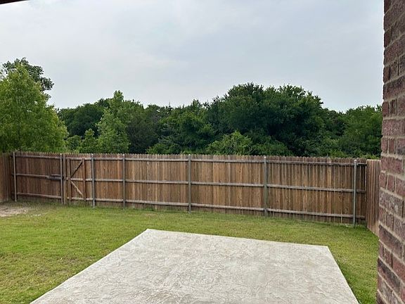 5th image of 2806 Lolita Way