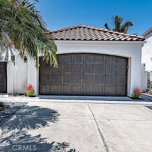3 bed, 1823 sqft, $11,500 — Photo 2