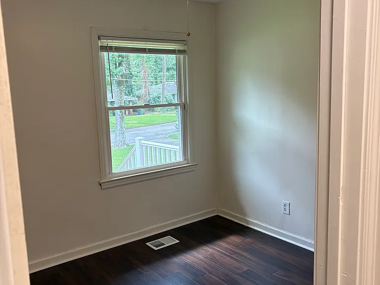1236 Shore Dr SW — Photo 16