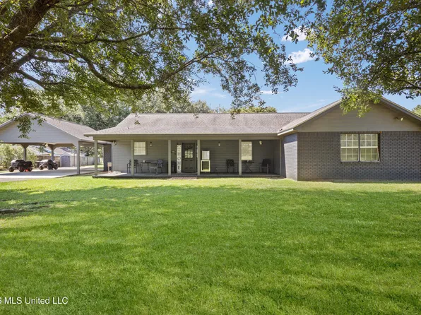 115 Krystal Ln, Lucedale, MS 39452