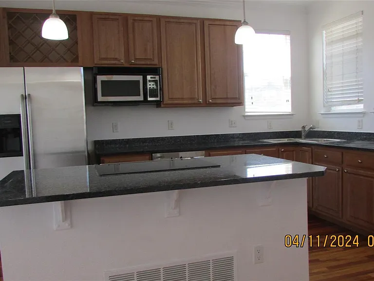 12865 King St — Photo 9