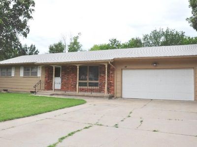 14 Lakeside Dr, Augusta, KS, 67010