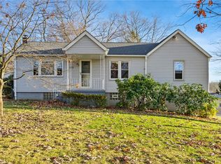 223 Oak Rd, Pittsburgh, PA 15239