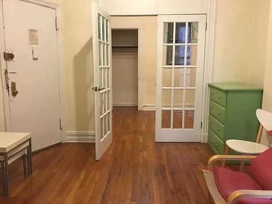 Rented by Luxor Homes & Investment Realty | media 25