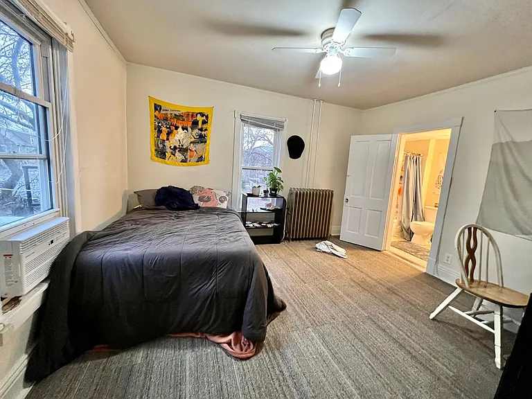1017 Laramie — Photo 7
