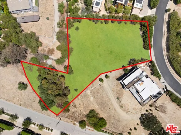 18149 W Knoll Hl, Granada Hills, CA 91344