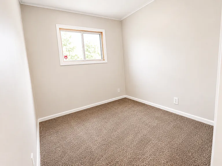 1482 Kingry St — Photo 7