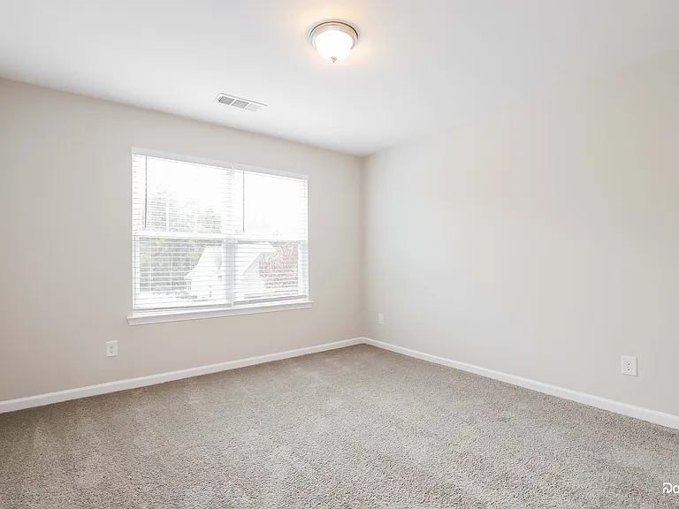 320 Fern Ct — Photo 13