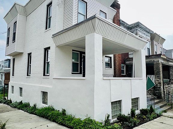 2nd image of 2026 W Spencer St