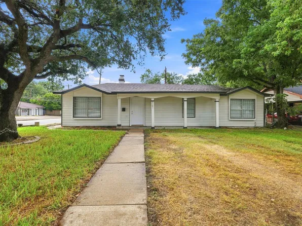 2101 Flynn Dr, Pasadena, TX 77502