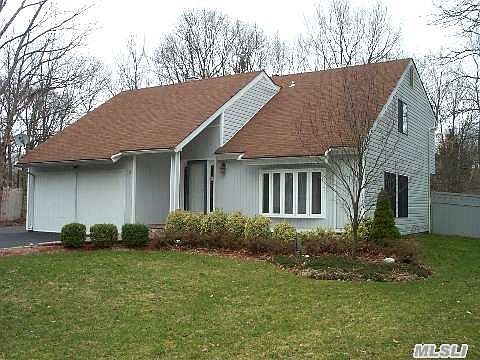 1st image of 7 Sun Valley Dr