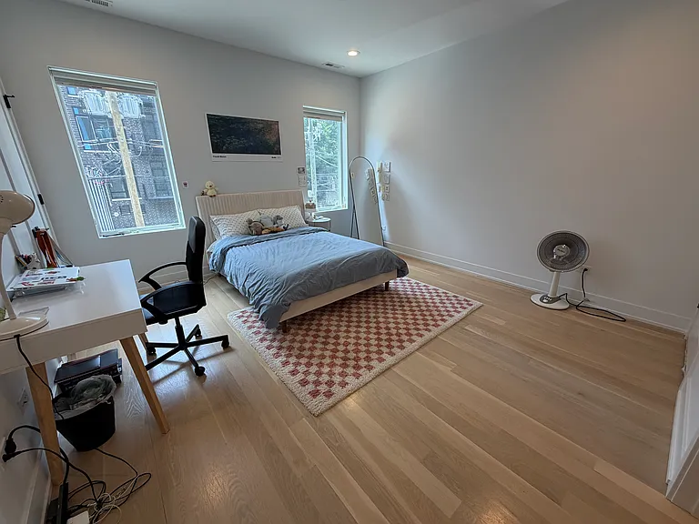 1238 N Bosworth Ave #201 — Photo 12