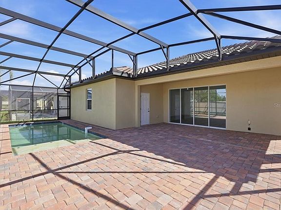 4th image of 367 VILLA SORRENTO CIRCLE