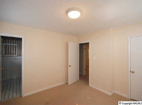 5th image of 3600 Cerro Vista St SW