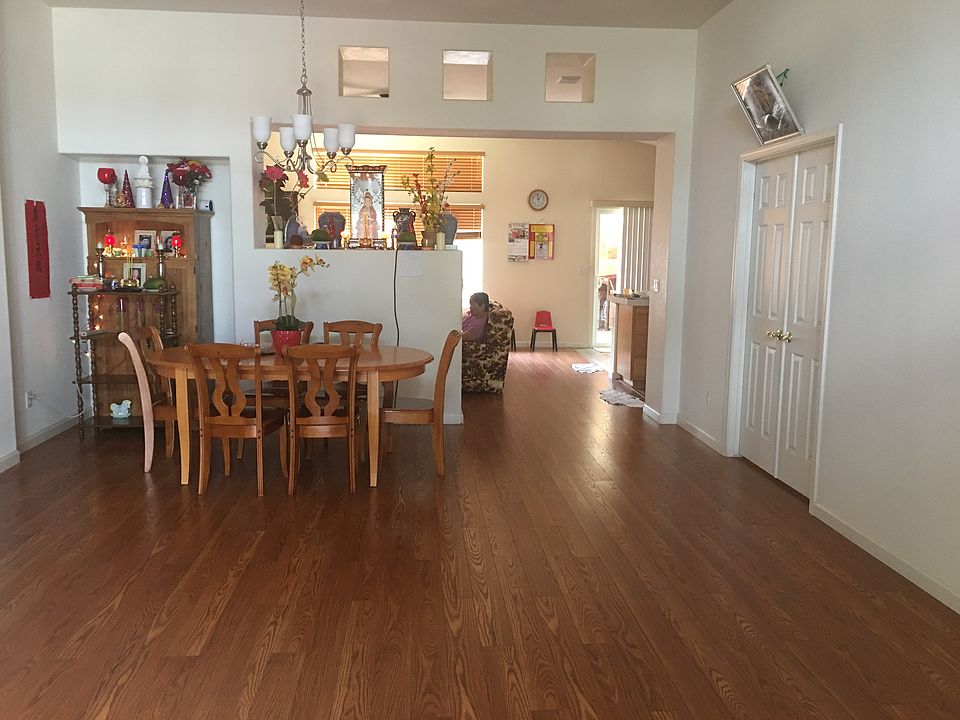2nd image of 9837 Summer Glen Way
