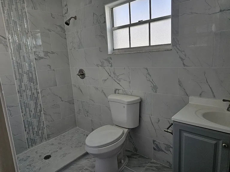 4060 Sail Dr — Photo 18