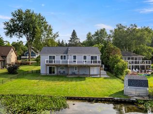 784 Crest Dr, Pleasant Lake, MI 49272