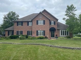 2656 Bedford Ave, Tremont, IL 61568