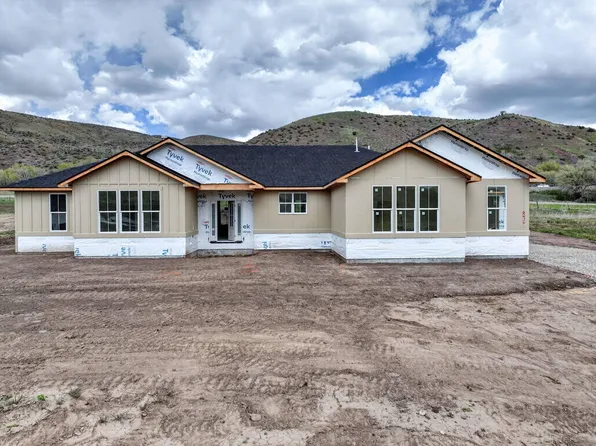 2260 Castle Creek Ln, Inkom, ID 83245