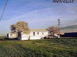 690 W Frewert Rd, Lathrop, CA 95330