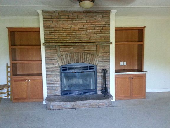 4th image of 162 Sellers Ln
