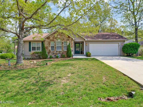 11 Windsor Point, Crossville, TN 38558