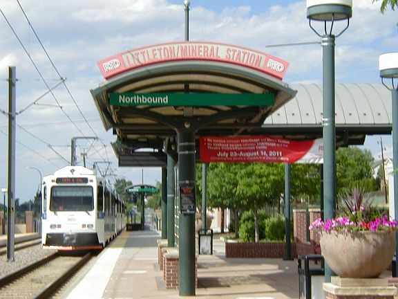 EASY Walk to LightRail