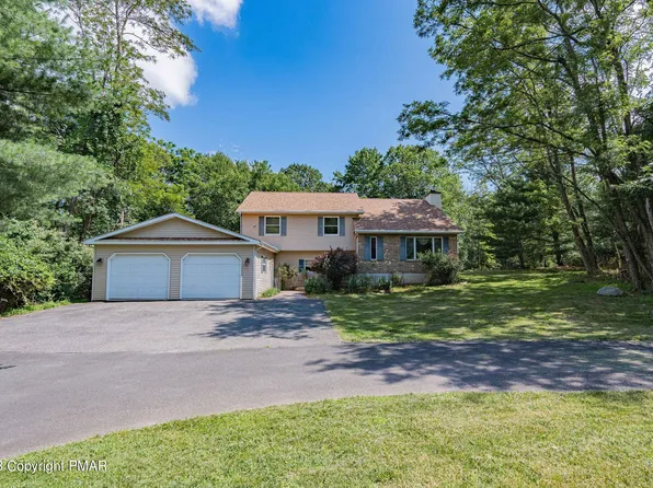 6030 Running Valley Rd, Stroudsburg, PA 18360
