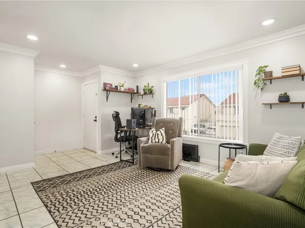 21913 Belshire Ave APT 3, Hawaiian Gardens, CA 90716